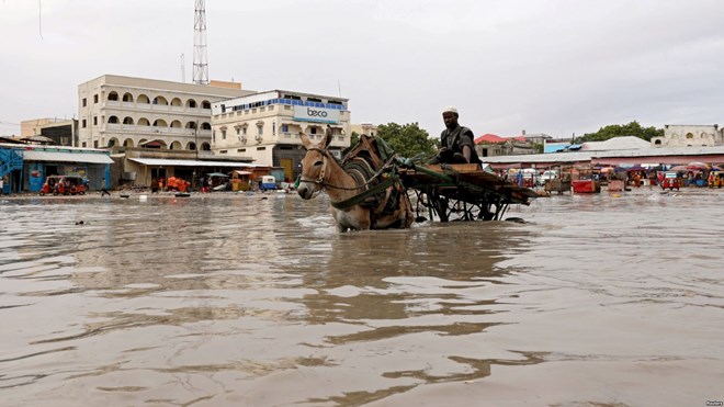 Flood-Stricken Somalia Needs More Aid to Avert Humanitarian Crisis